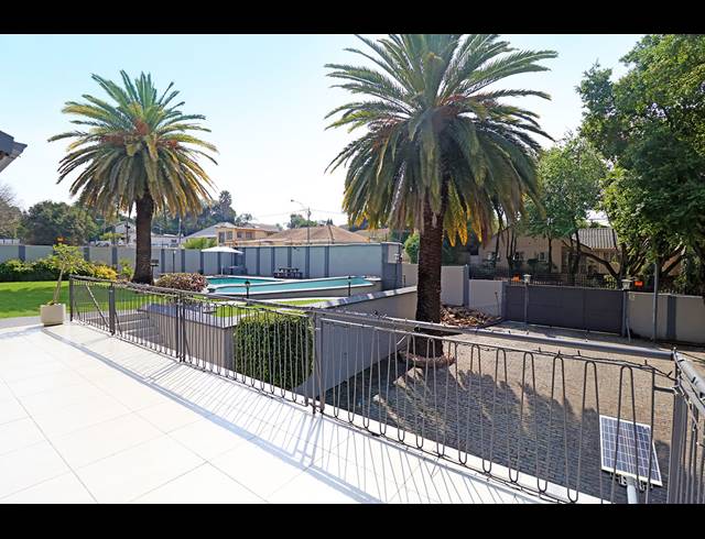 4 BEDROOM FREEHOLD FOR SALE IN SYDENHAM